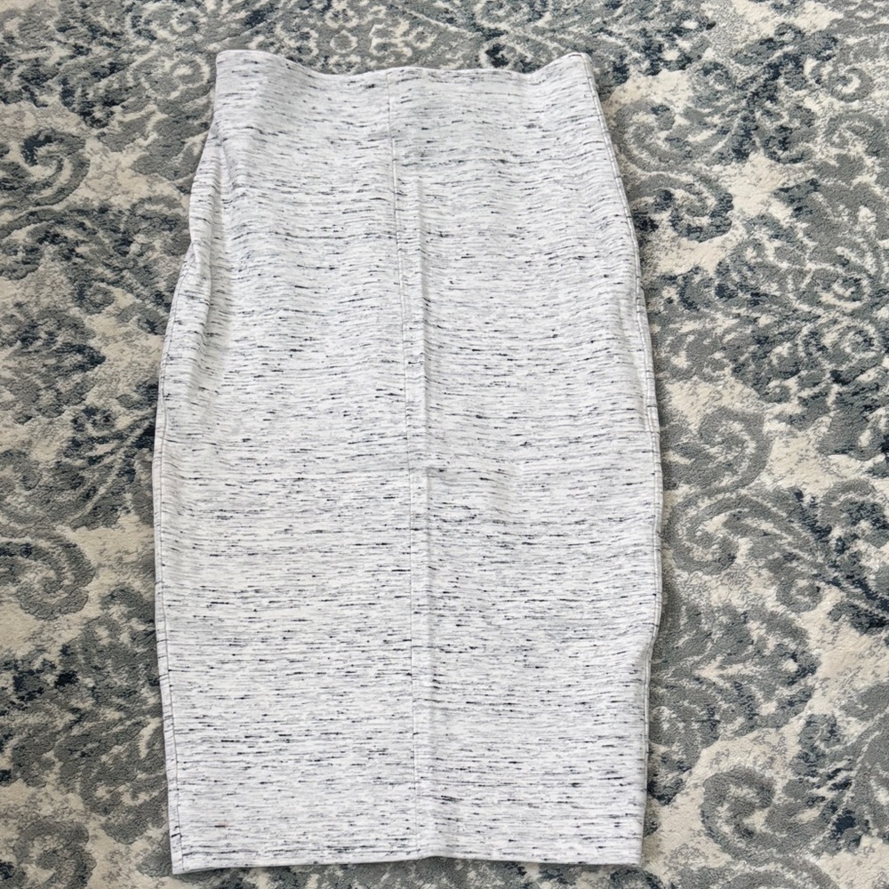 Wilfred Light Gray Pencil Skirt